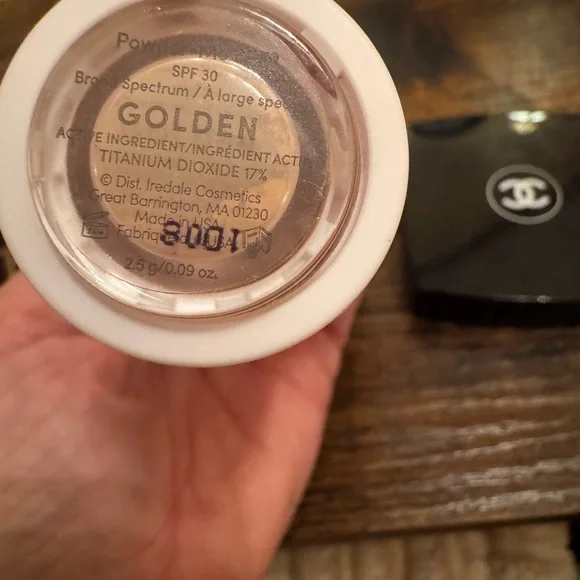 Grab Bag #6. CHANEL Lumière de l'Océan Illuminating Powder, ect - Picture 9 of 11